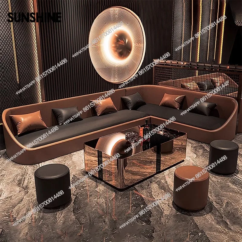 الكبار الكلاسيكية غرفة المعيشة - مراجعة Home Cinema Lounge وسعره